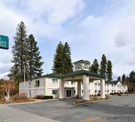 Quality Inn & Suites Weed Eksteriør bilde