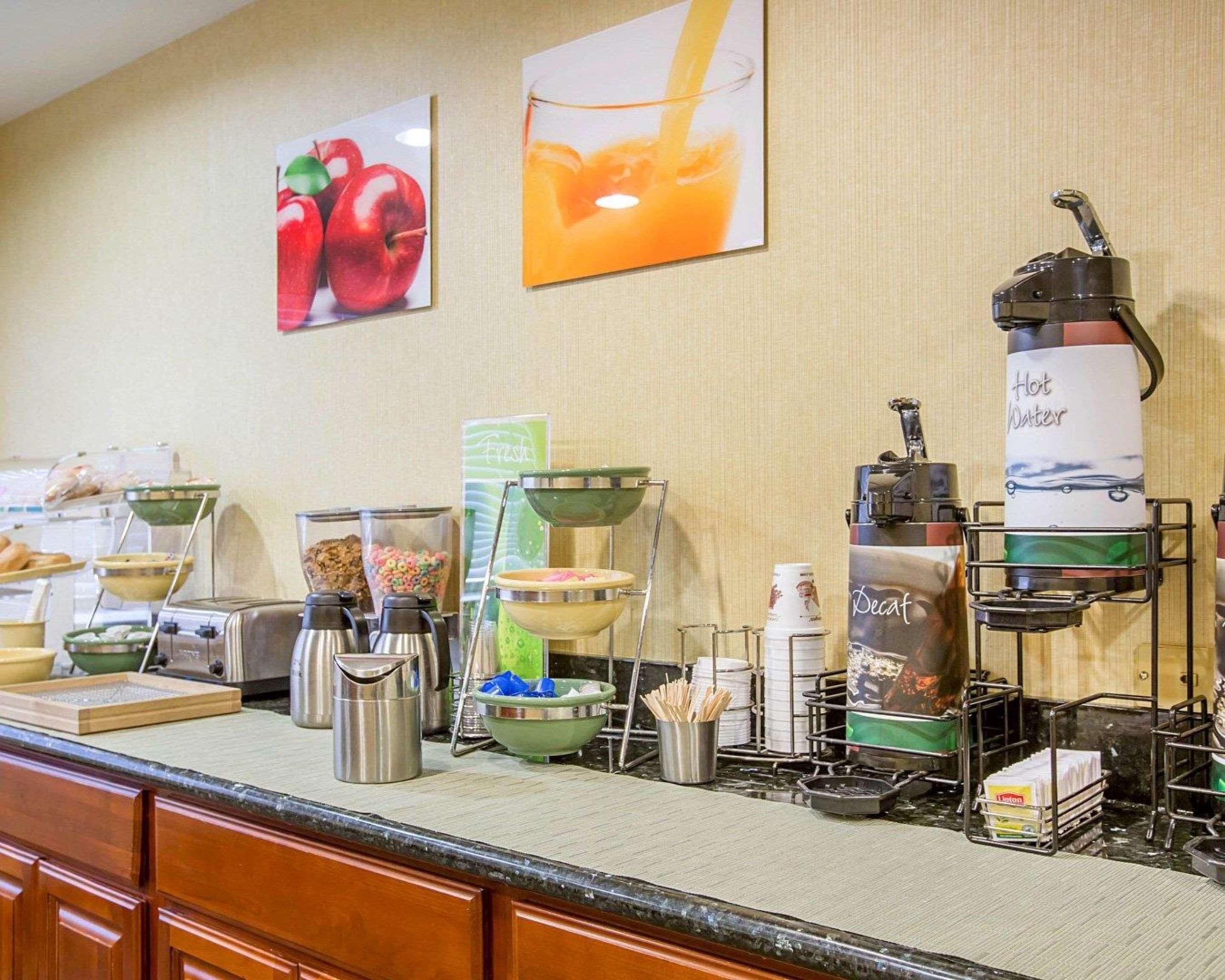 Quality Inn & Suites Weed Eksteriør bilde